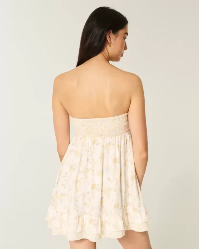 Axelbandslös Ruffle Babydoll Miniklänning Axelbandslös Ruffle Babydoll Miniklänning
