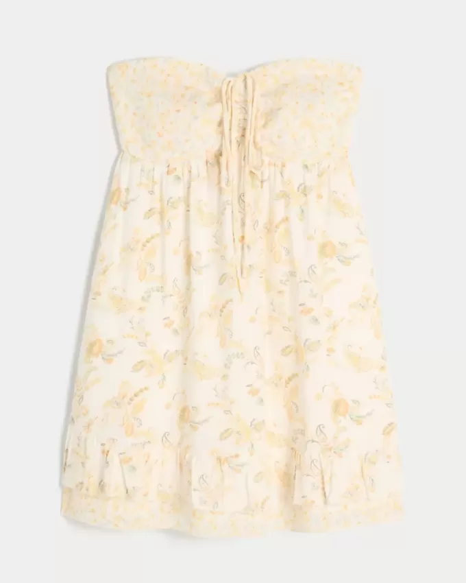 Axelbandslös Ruffle Babydoll Miniklänning Axelbandslös Ruffle Babydoll Miniklänning