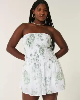 Axelbandslös smockad bodice miniklänning