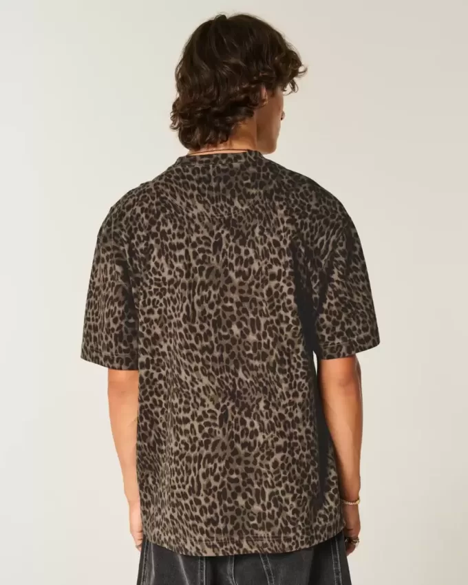 Boxig tjockt leopardtryck Dodge Hellcat grafisk t-shirt Boxig tjockt leopardtryck Dodge Hellcat grafisk t-shirt