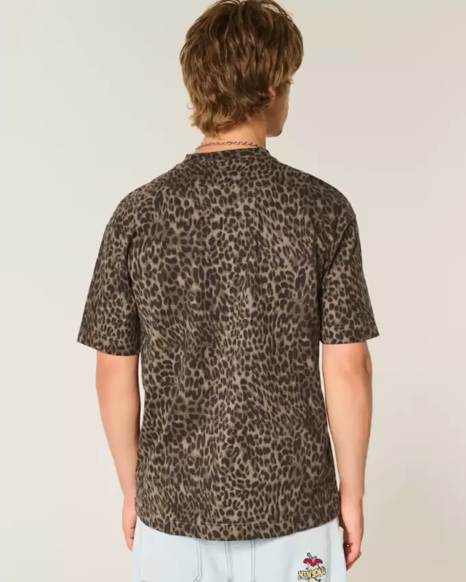 Boxig tungvikts T-shirt med leopardtryck i bomull