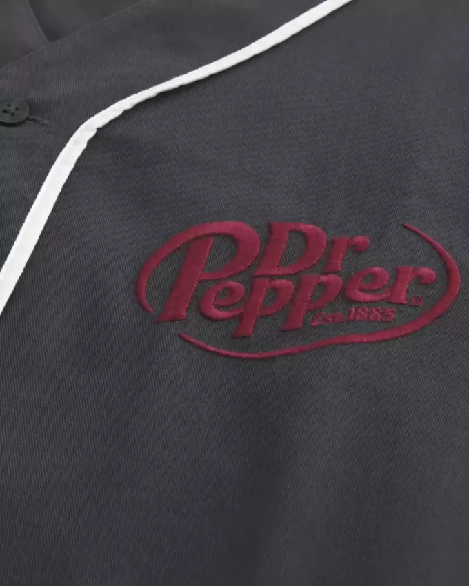 Boxy Dr Pepper Graphic baseballtröja Boxy Dr Pepper Graphic baseballtröja