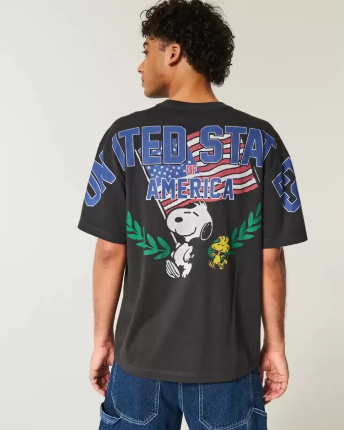 Boxy Snoopy USA grafisk t-shirt Boxy Snoopy USA grafisk t-shirt