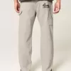 Broderade lösa målarjeans Broderade lösa målarjeans