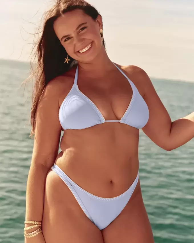 Broderade sömmar med höga ben Fräckaste bikinibotten Broderade sömmar med höga ben Fräckaste bikinibotten