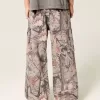 Camo Super Baggy Painter Jeans Camo Super Baggy Painter Jeans