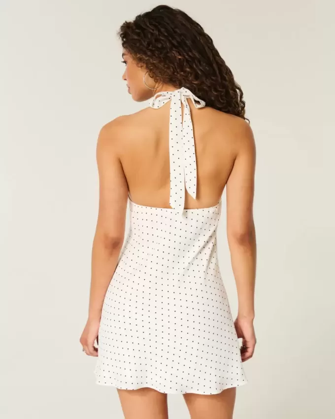Crepe Halter Dress med öppen rygg