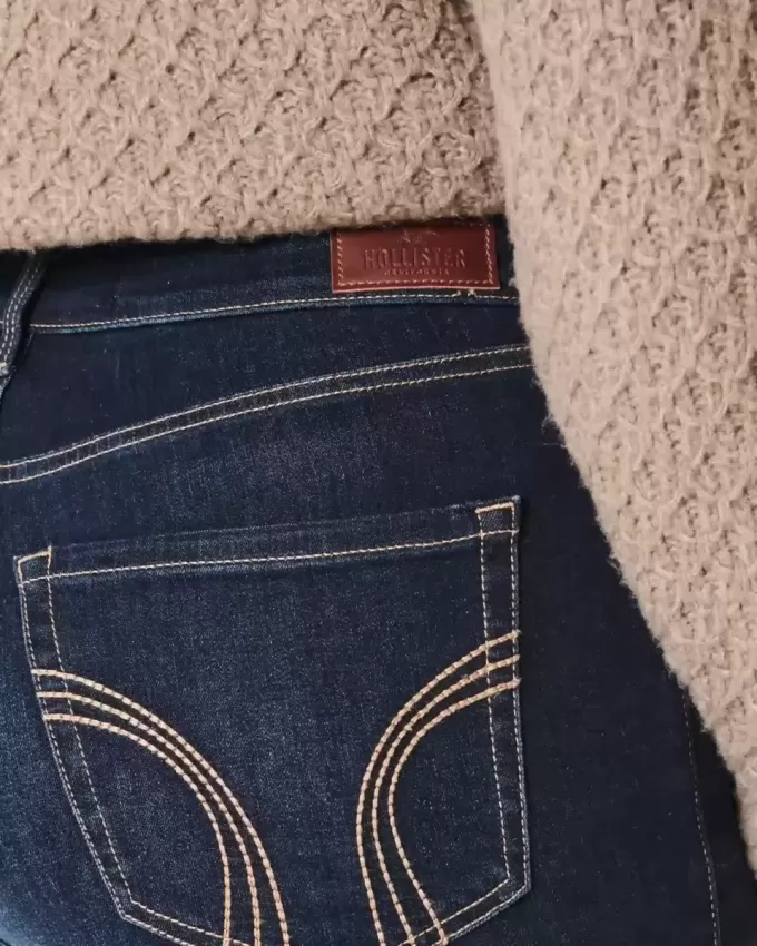 Curvy High-Rise Dark Wash Super Skinny Jeans Curvy High-Rise Dark Wash Super Skinny Jeans