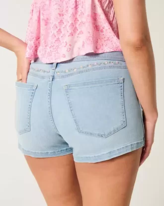 Curvy Low-Rise Light Wash Blommig Broderade Shortie Shorts