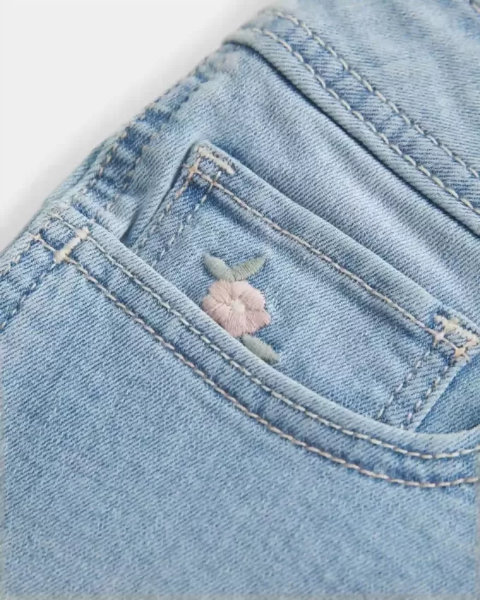 Curvy Low-Rise Light Wash Blommig Broderade Shortie Shorts