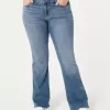 Curvy mid-Rise Medium Wash Boot Jeans Curvy mid-Rise Medium Wash Boot Jeans