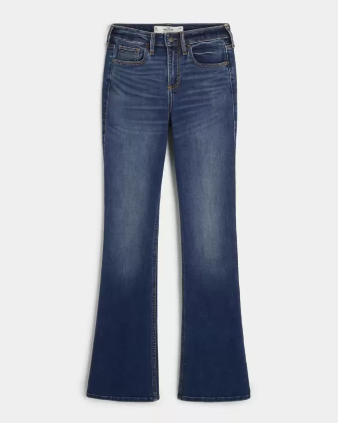 Curvy mid-Rise Medium Wash Boot Jeans Curvy mid-Rise Medium Wash Boot Jeans
