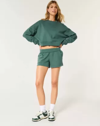 Easy Crew Sweatshirt & Fleece Shorts Bunt