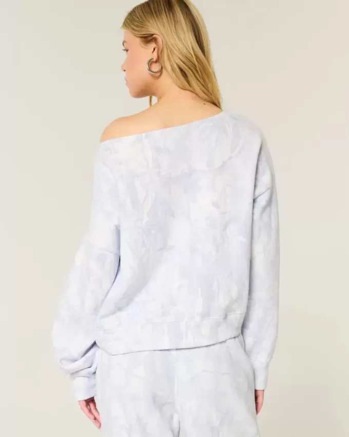 Easy Off-the-Soulder Camo Sweatshirt Easy Off-the-Soulder Camo Sweatshirt