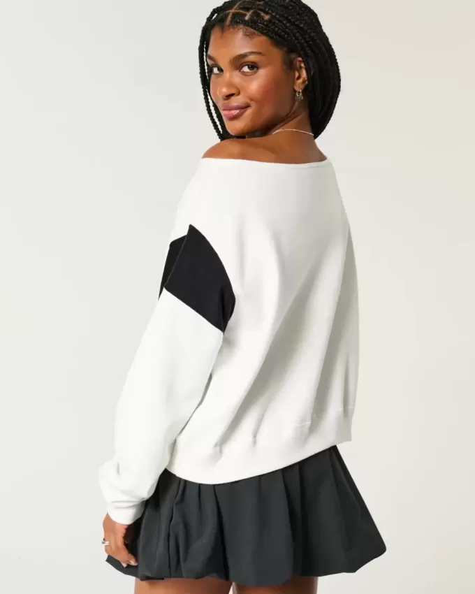 Easy Off-the-Soulder Miami Graphic Sweatshirt Easy Off-the-Soulder Miami Graphic Sweatshirt