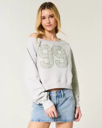 Easy Off-the-Soulder Number Graphic Crew Sweatshirt