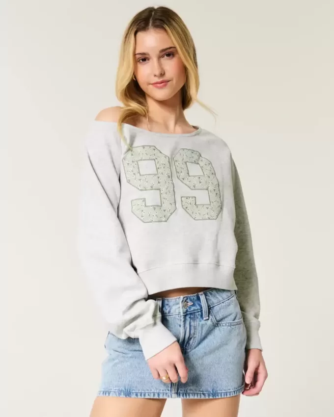 Easy Off-the-Soulder Number Graphic Crew Sweatshirt Easy Off-the-Soulder Number Graphic Crew Sweatshirt