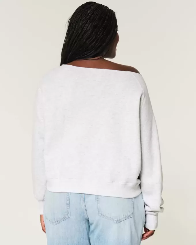 Easy Off-the-Soulder Number Graphic Sweatshirt Easy Off-the-Soulder Number Graphic Sweatshirt