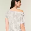 Easy Off-the-Soulder Tie Camo T-shirt Easy Off-the-Soulder Tie Camo T-shirt