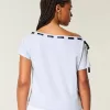 Easy Off-the-Soulder Tie T-shirt Easy Off-the-Soulder Tie T-shirt