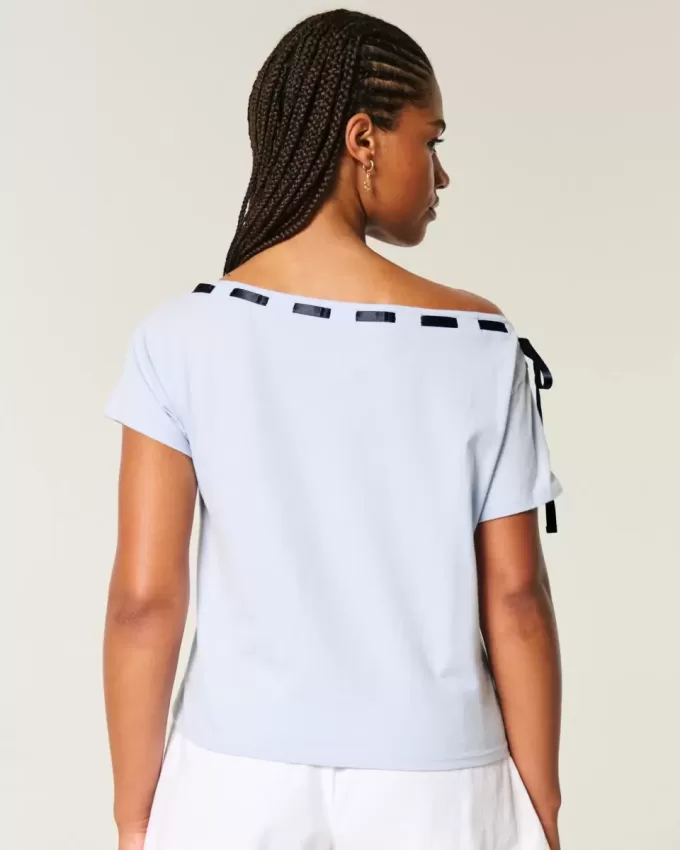 Easy Off-the-Soulder Tie T-shirt Easy Off-the-Soulder Tie T-shirt