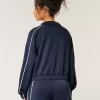 Gilly Hicks Active Cooldown Crop Track Jacka Gilly Hicks Active Cooldown Crop Track Jacka