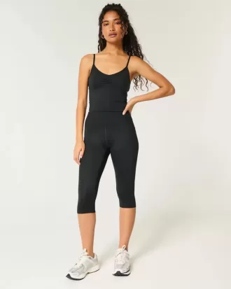 Gilly Hicks Active Recharge Capri-byxor