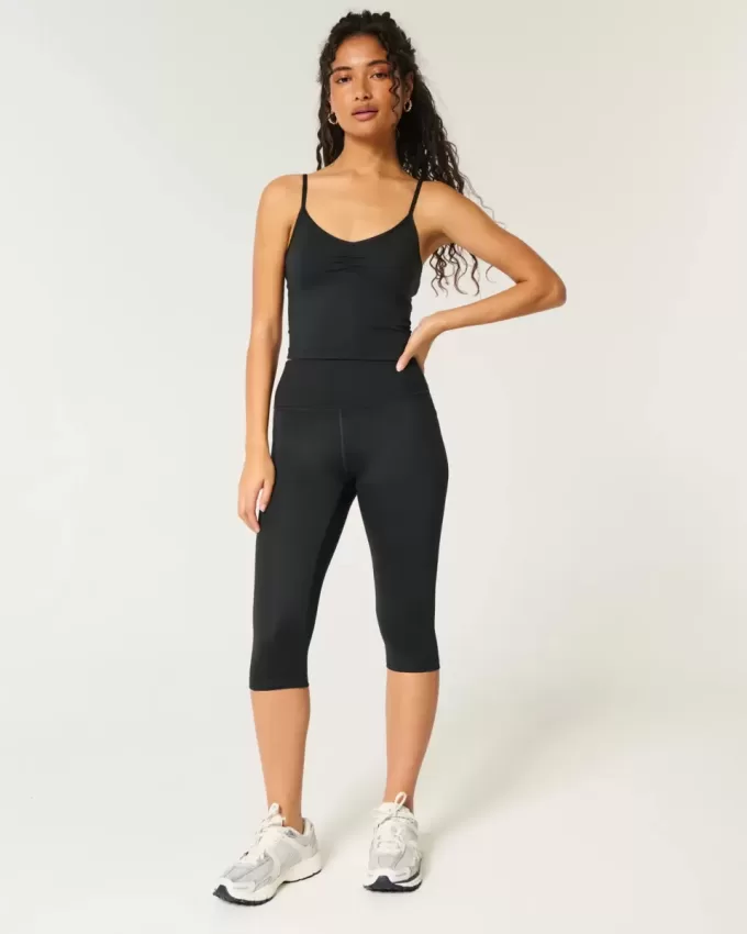 Gilly Hicks Active Recharge Capri-byxor