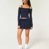 Gilly Hicks Active Recharge Off-the-Soulder Top Gilly Hicks Active Recharge Off-the-Soulder Top