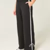 Gilly Hicks Active Side Bow Baggy Pants Gilly Hicks Active Side Bow Baggy Pants