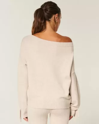 Gilly Hicks mysig off-the-shoulder rosetttröja