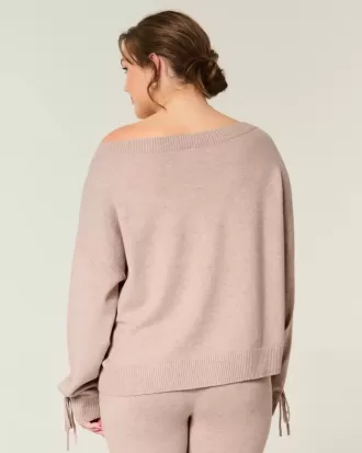 Gilly Hicks mysig off-the-shoulder rosetttröja