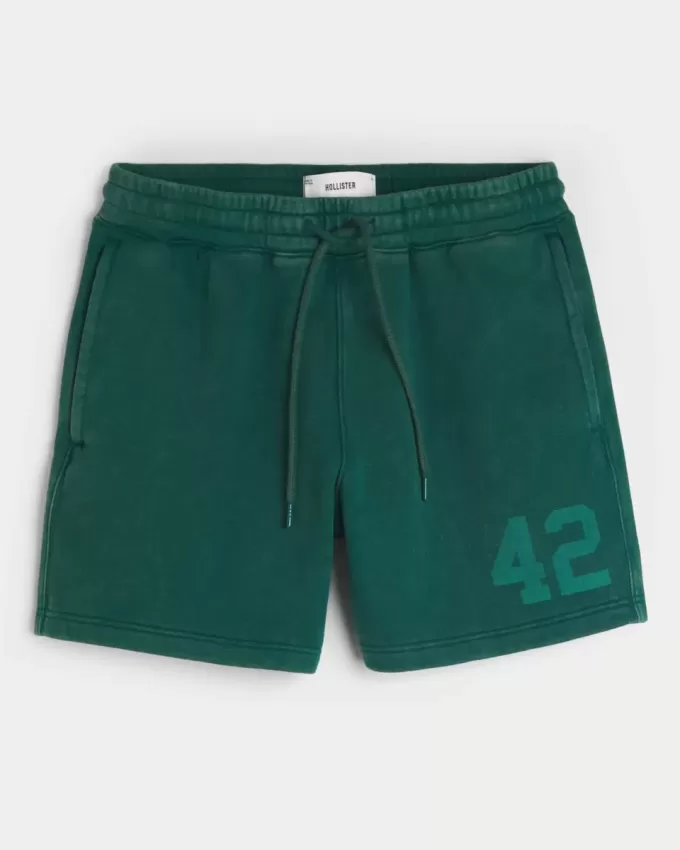 Grafiska lös fleeceshorts på mitten av låret
