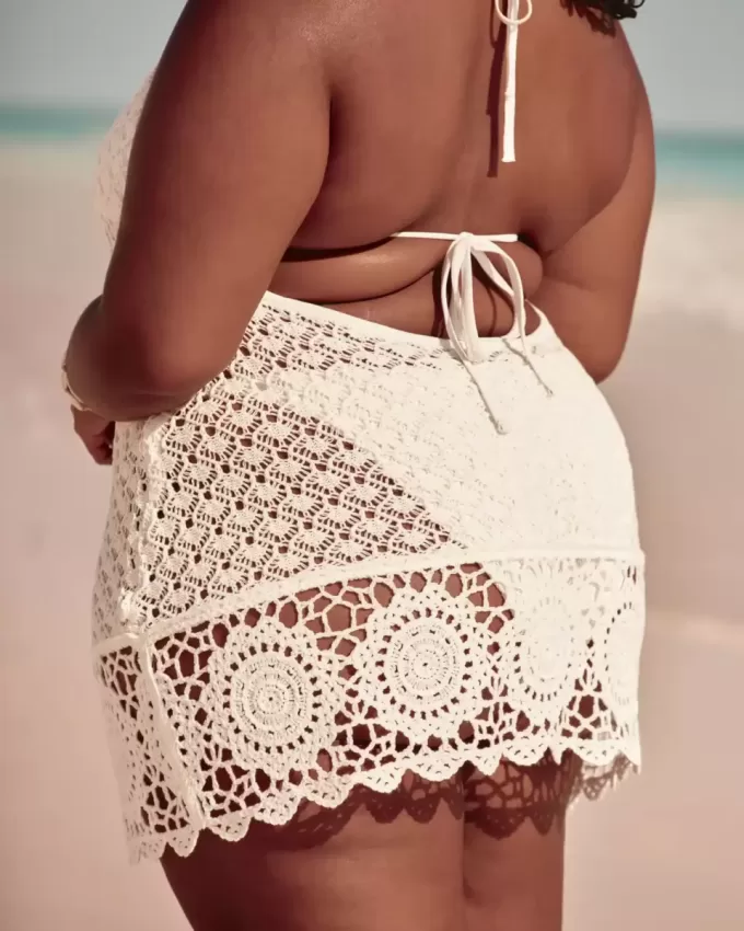 Halter Cover Up Miniklänning i virkad stil
