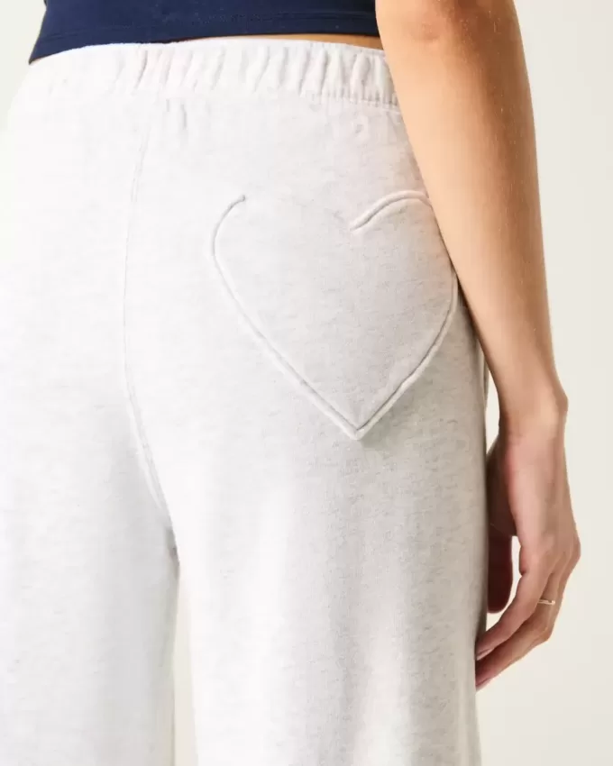 Heart Pocket träningsbyxor med vida ben Heart Pocket träningsbyxor med vida ben
