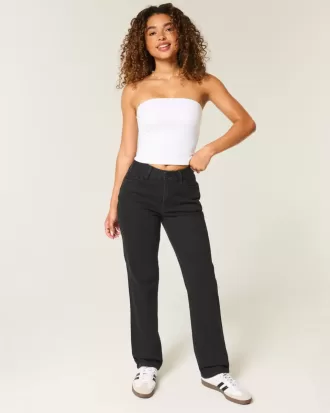 Höga svarta raka jeans