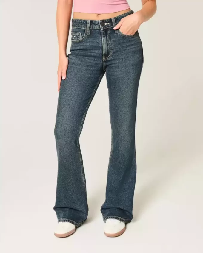High-Rise Dark Wash Broderade Blommor Flare Jeans High-Rise Dark Wash Broderade Blommor Flare Jeans