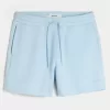Hollister Feel Good lösa shorts i fleece på mitten av låret Hollister Feel Good lösa shorts i fleece på mitten av låret