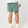 Hollister Feel Good lösa shorts i fleece på mitten av låret Hollister Feel Good lösa shorts i fleece på mitten av låret