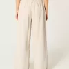 Hollister Livvy Low-Rise Wide-Leg byxor Hollister Livvy Low-Rise Wide-Leg byxor