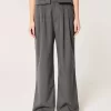 Hollister Livvy Ultra High-Rise wide-leg byxor Hollister Livvy Ultra High-Rise wide-leg byxor