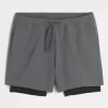 Hybrid aktiva shorts på mitten av låret Hybrid aktiva shorts på mitten av låret