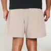 Hybrid aktiva shorts på mitten av låret Hybrid aktiva shorts på mitten av låret