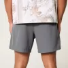 Hybrid aktiva shorts på mitten av låret Hybrid aktiva shorts på mitten av låret