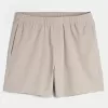 Hybrid aktiva shorts på mitten av låret Hybrid aktiva shorts på mitten av låret