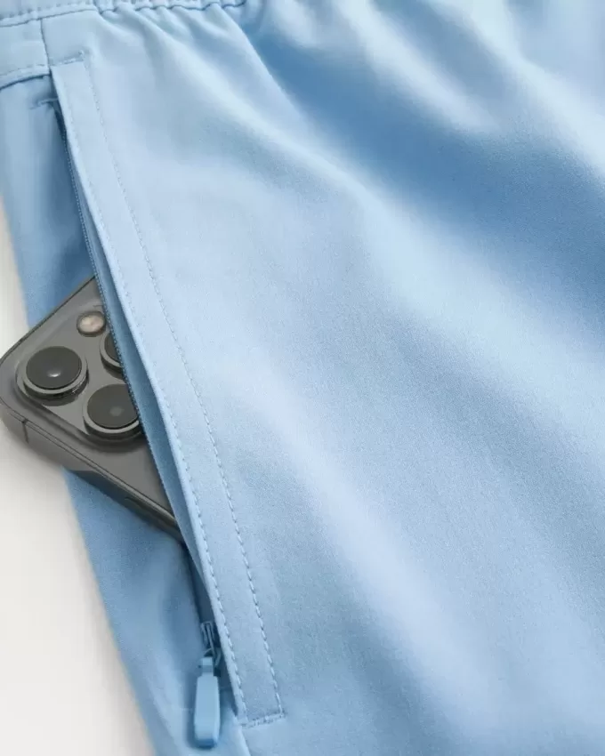 Hybrid aktiva shorts på mitten av låret Hybrid aktiva shorts på mitten av låret