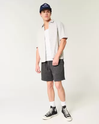 Ikonshorts med fleece ovanför knäet