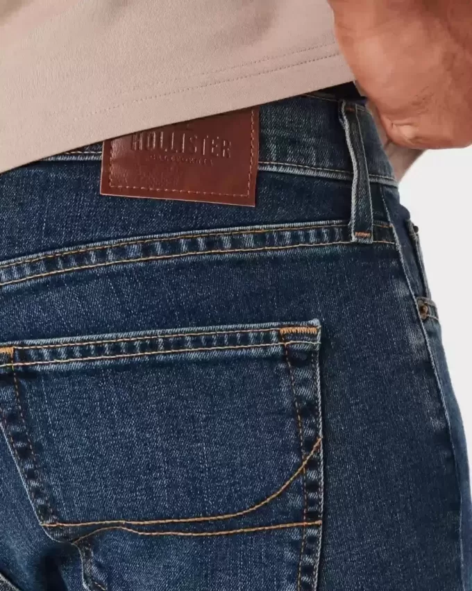 Jeans med medium tvättstövel Jeans med medium tvättstövel