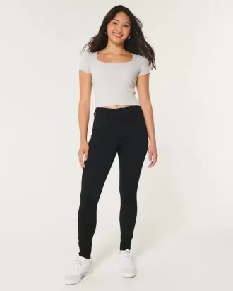 Kurviga höga svarta superskinny jeans