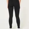 Kurviga höga svarta superskinny jeans